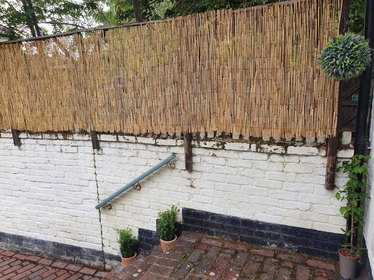 Grade I Listed Luxury Apartment In Hertfordshire Ware Exteriör bild