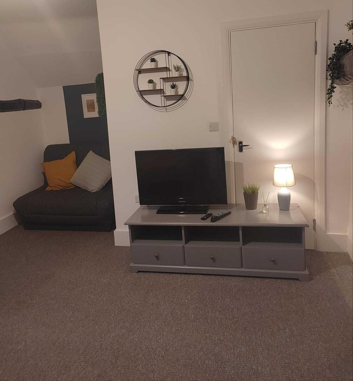 Grade I Listed Luxury Apartment In Hertfordshire Ware Rum bild